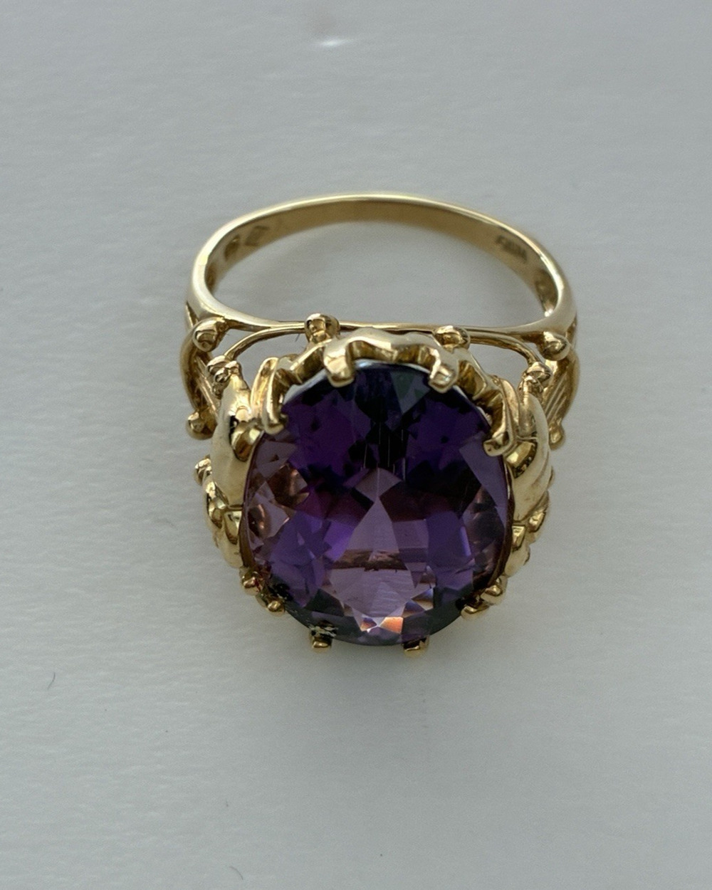 Amethyst Elephant Cocktail Ring 10K Yellow Gold Size 9